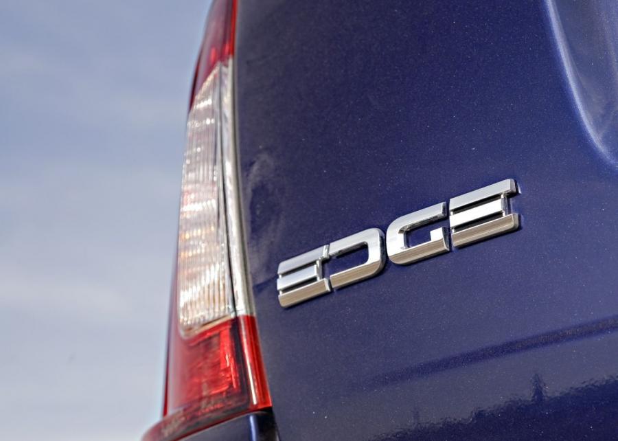  Ford Edge Sport 2011 года  (фото 27 из 65)